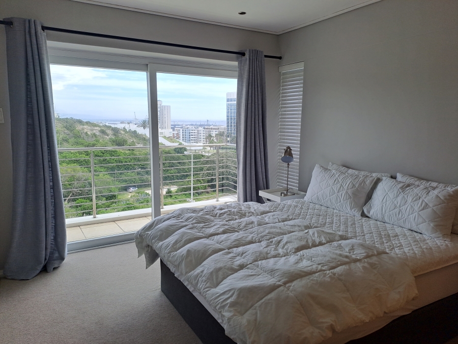 To Let 2 Bedroom Property for Rent in Summerstrand Eastern Cape